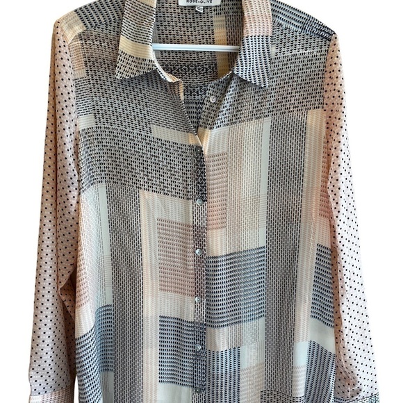 Rose & Olive Long Sleeve Blouse NWOT - Picture 1 of 10